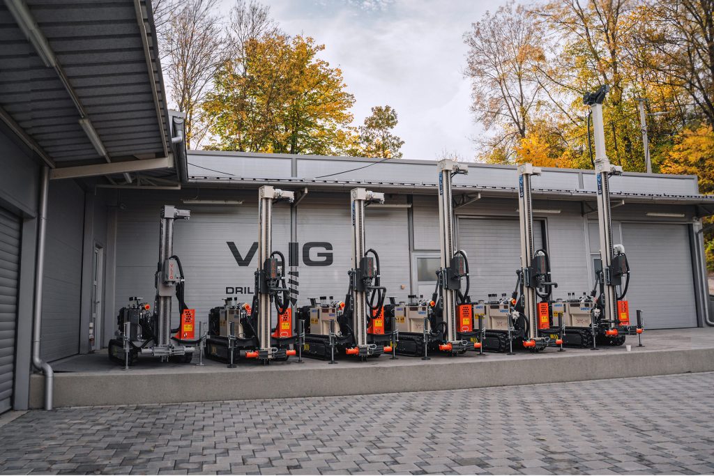 Over 300 custom-engineered rigs built, driven by a relentless pursuit of perfection. Even when standards are at their highest, we always push for that next level.
